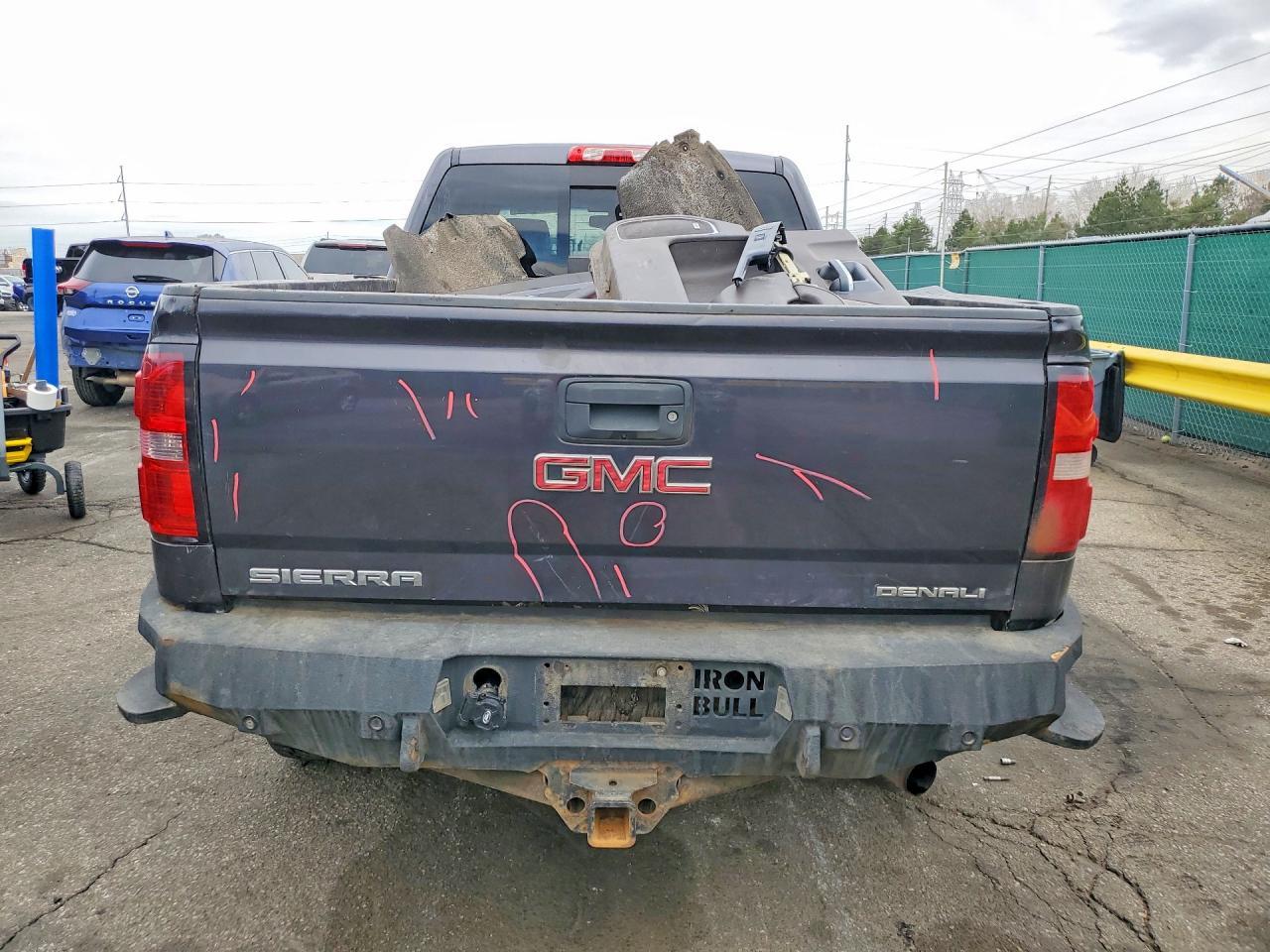 2016 GMC Sierra K2500 Denali