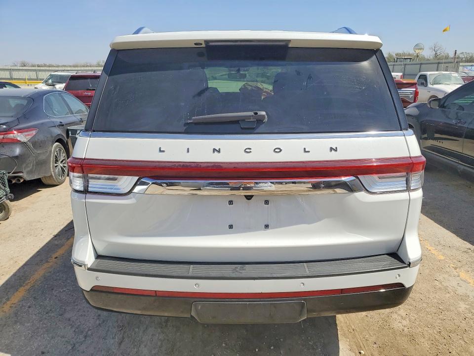 2022 Lincoln Navigator Black Label