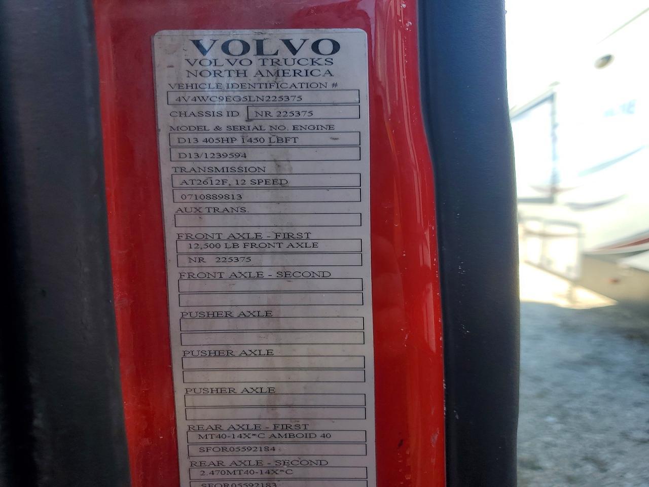 2020 Volv O VNR Semi Truck
