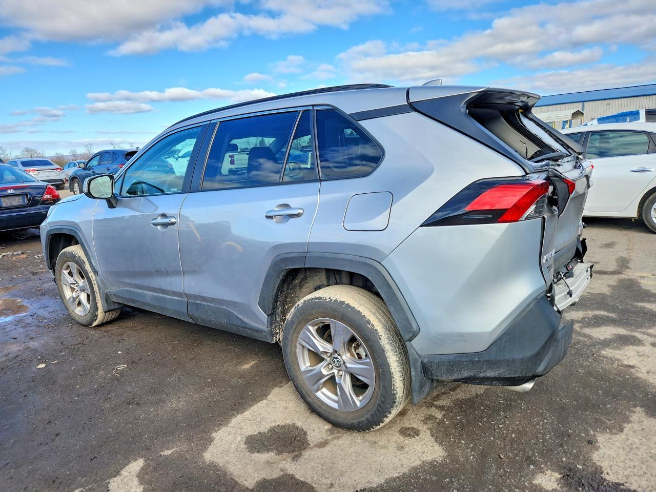 2022 Toyota Rav4 xle