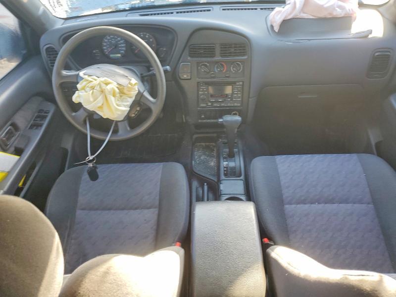 1999 Nissan Pathfinder xe