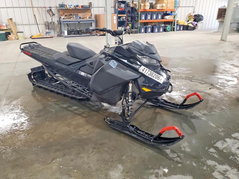 2021 Skidoo Summit SP E-TEC 850