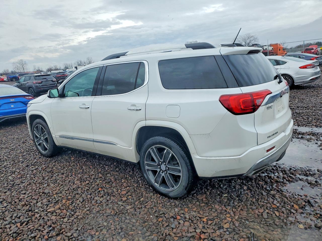 2017 GMC Acadia Denali