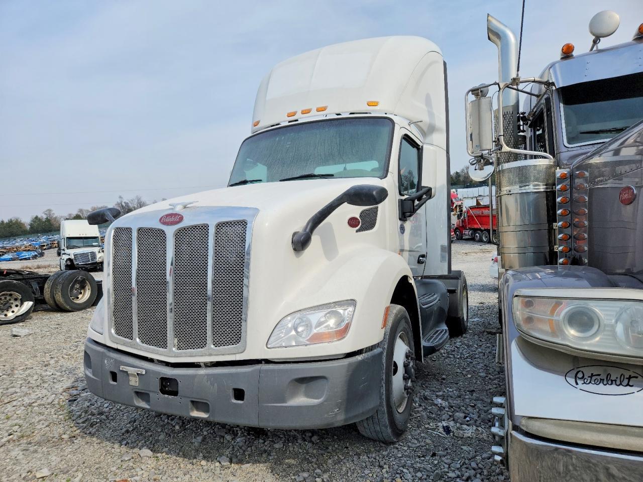 2019 Peterbilt 579