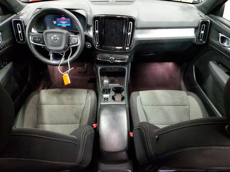 2023 Volvo Xc40 Core
