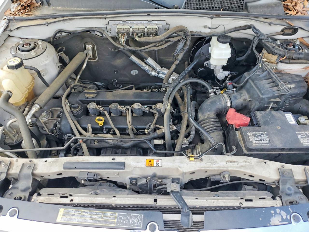 2010 Mazda Tribute i