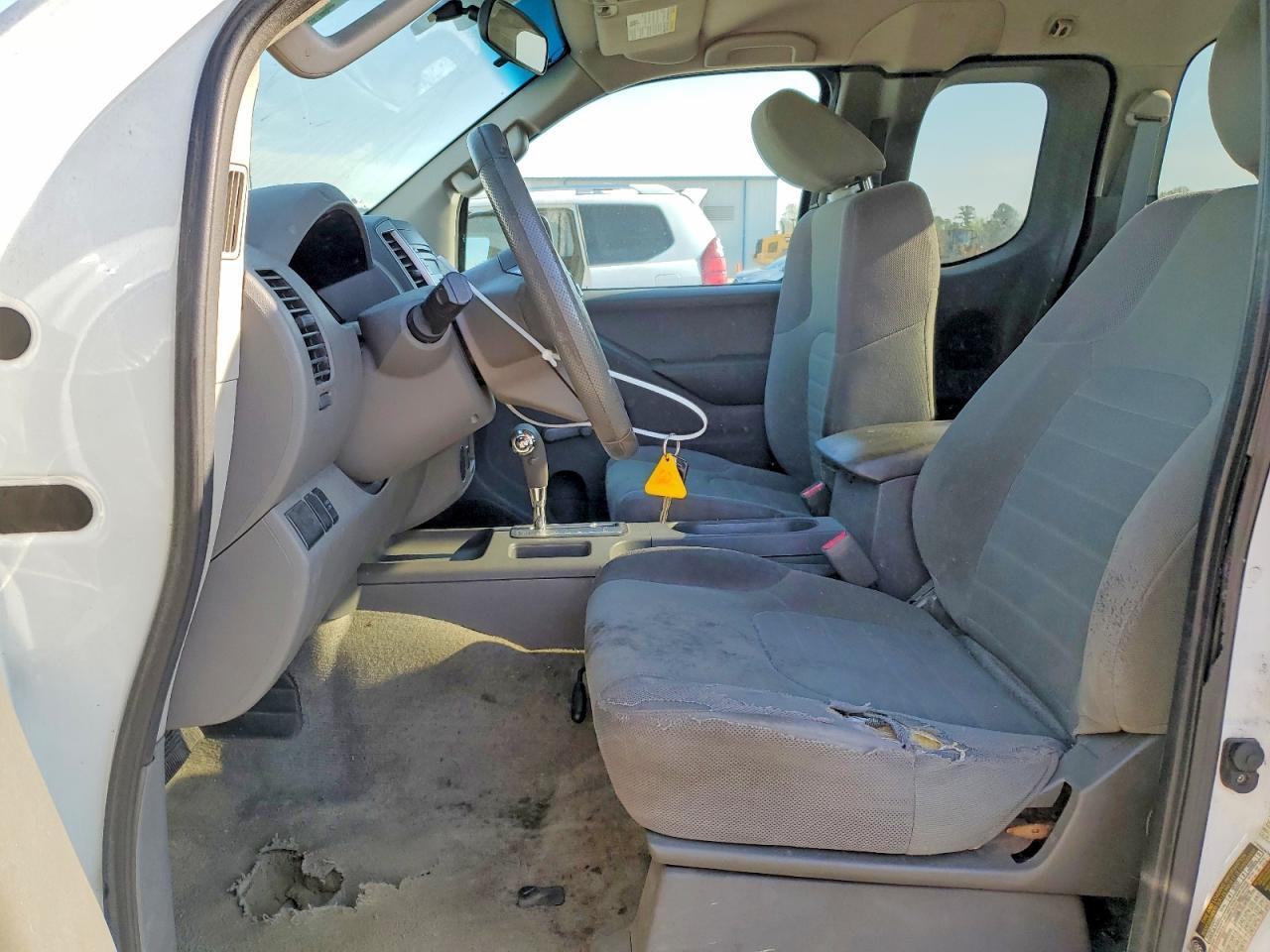 2015 Nissan Frontier S