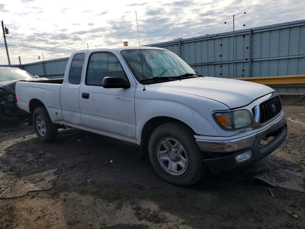 2004 Toyota Tacoma Base