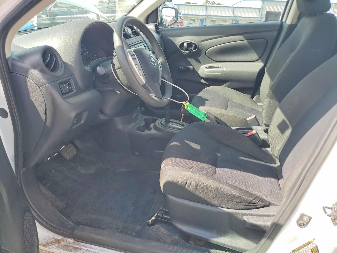 2018 Nissan Versa s Plus