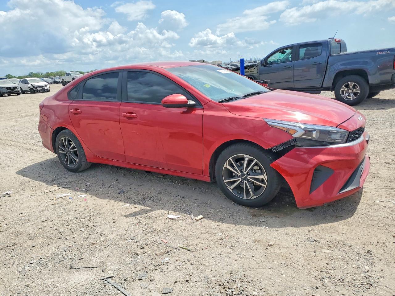 2023 KIA Forte lxs