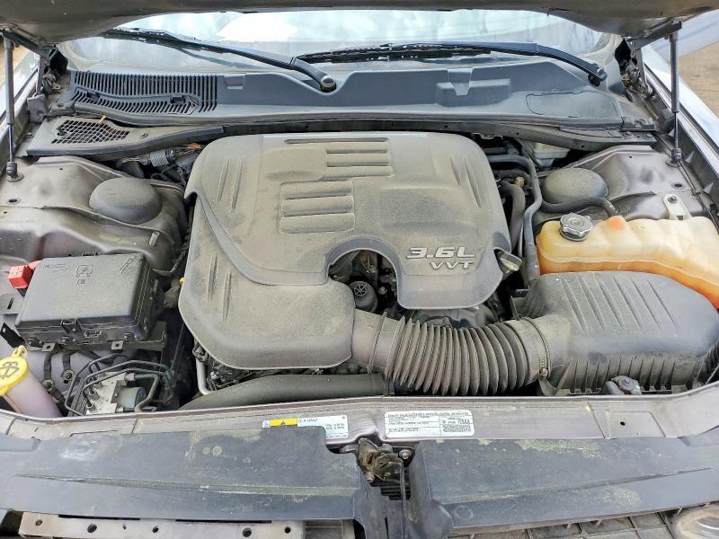 2015 Dodge Challenger sxt Plus