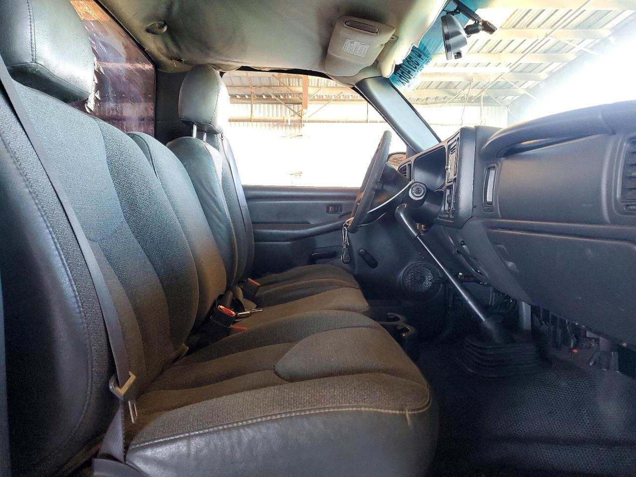 2003 Chevrolet Silverado C1500