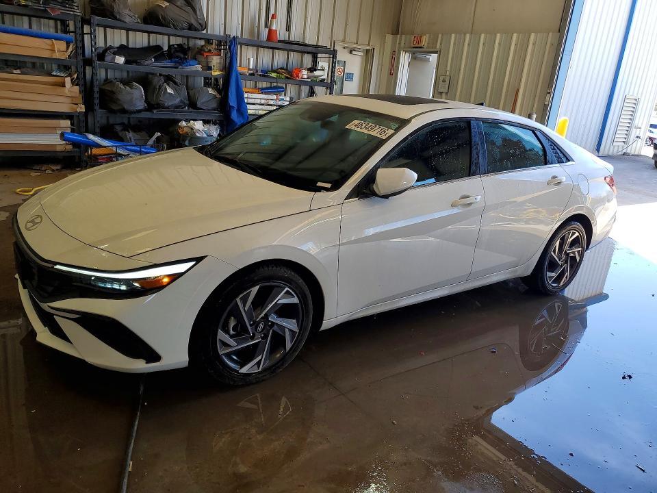 2025 Hyundai Elantra sel Convenience