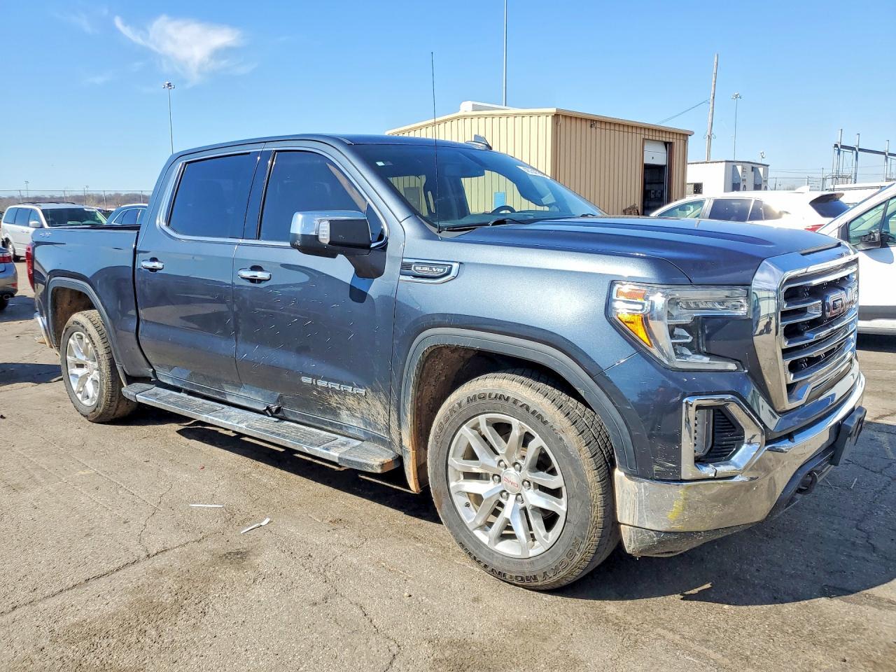2020 GMC Sierra K1500 SLT