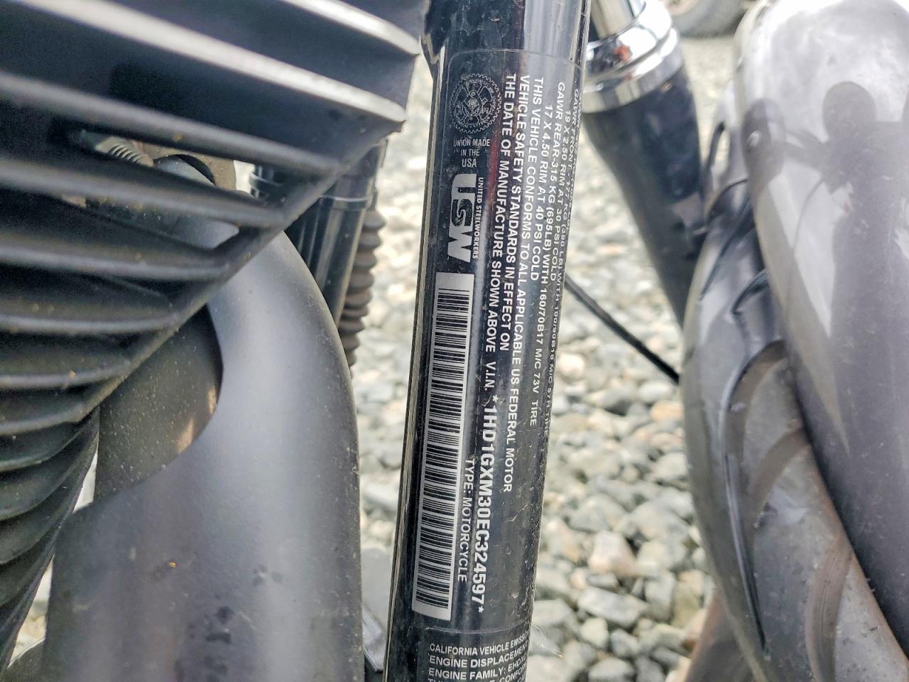 2014 Harley-Davidson Fxdb Dyna Street BOB