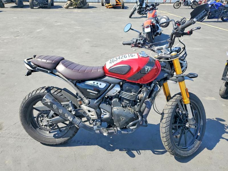 2024 Triumph Scrambler 400 X