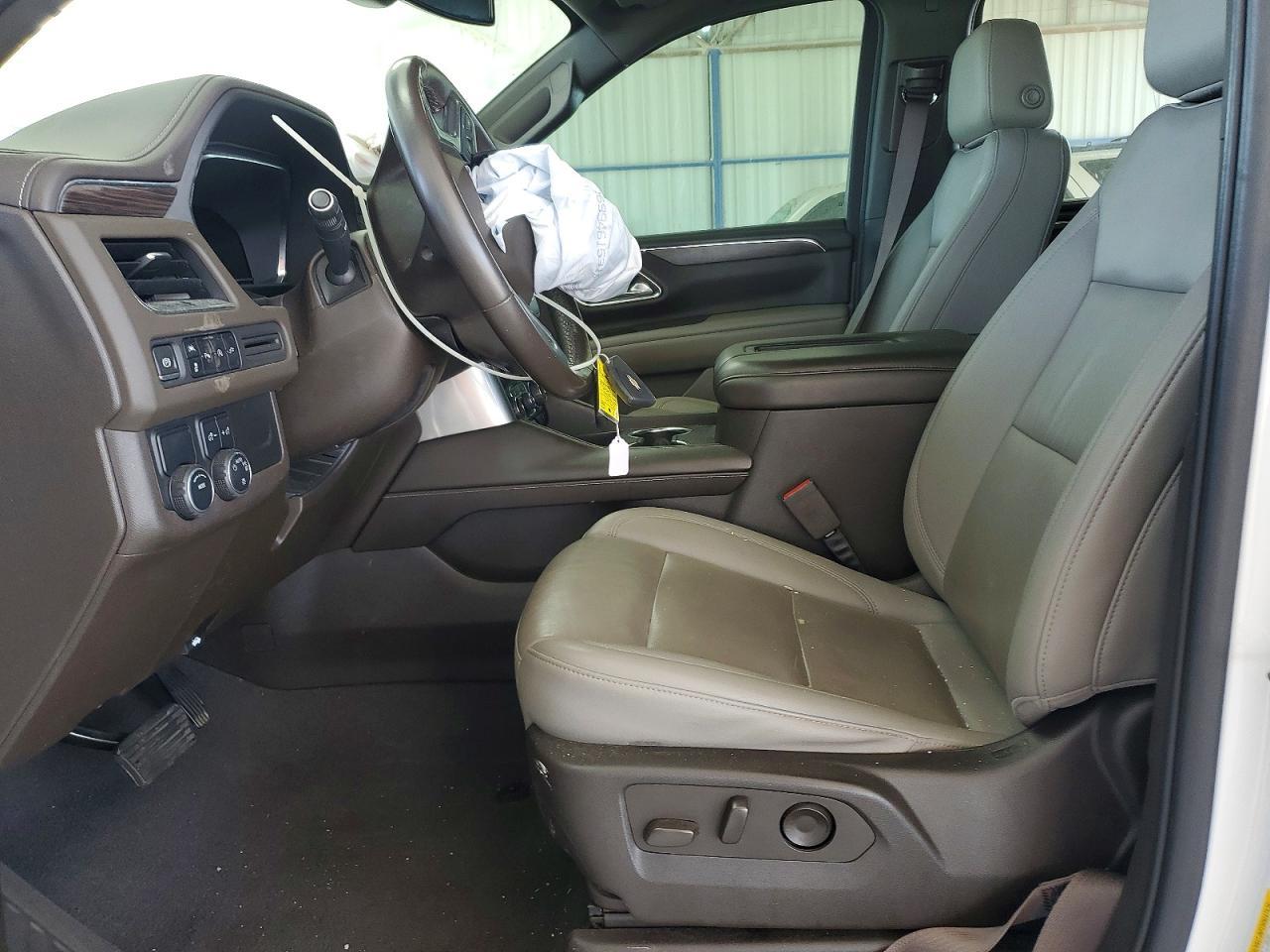 2022 Chevrolet Suburban C1500 lt