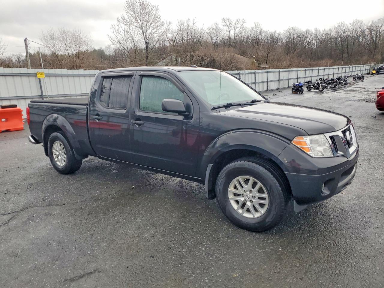 2017 Nissan Frontier SV