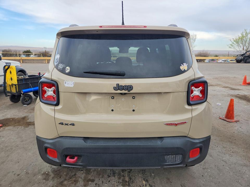 2016 Jeep Renegade Trailhawk