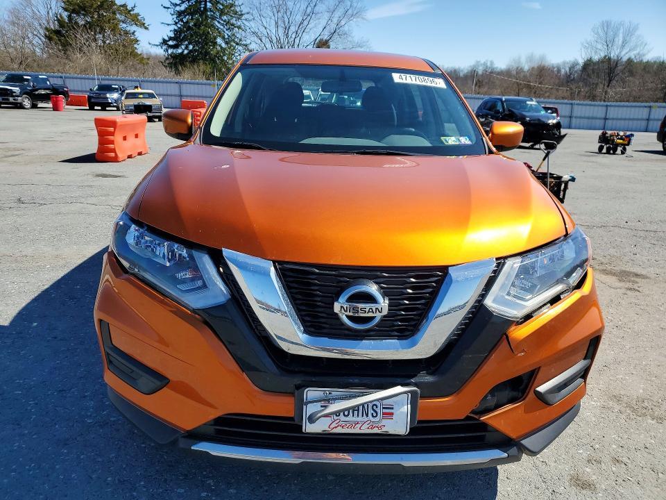 2017 Nissan Rogue s
