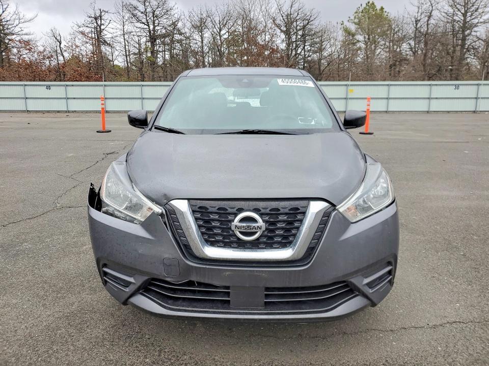 2020 Nissan Kicks s