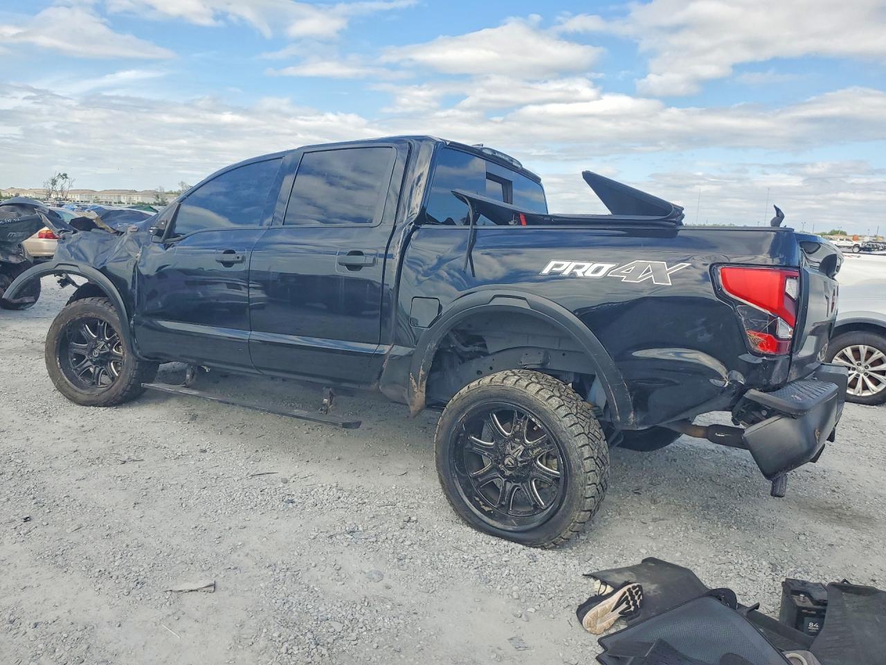 2023 Nissan Titan PRO-4X