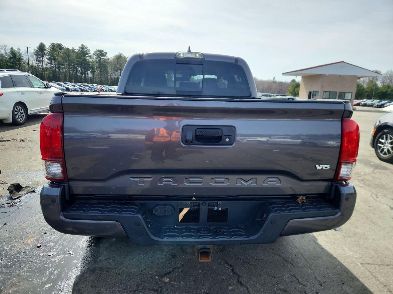 2018 Toyota Tacoma TRD OFF-Road
