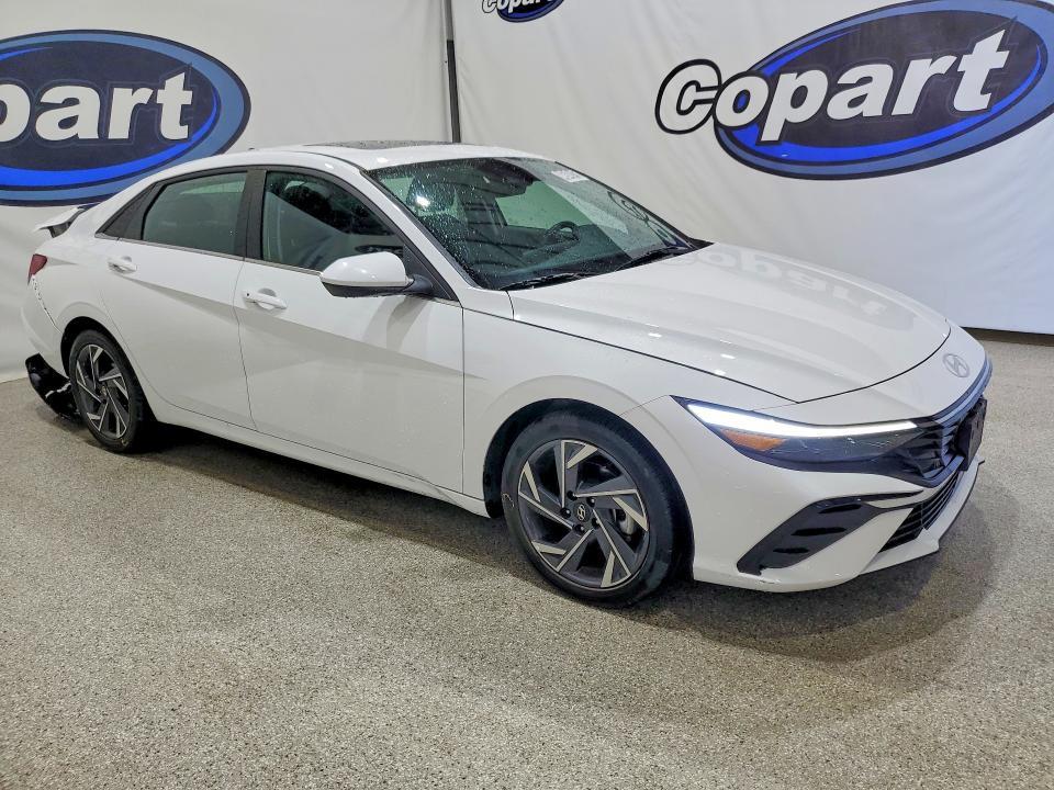 2025 Hyundai Elantra sel Convenience