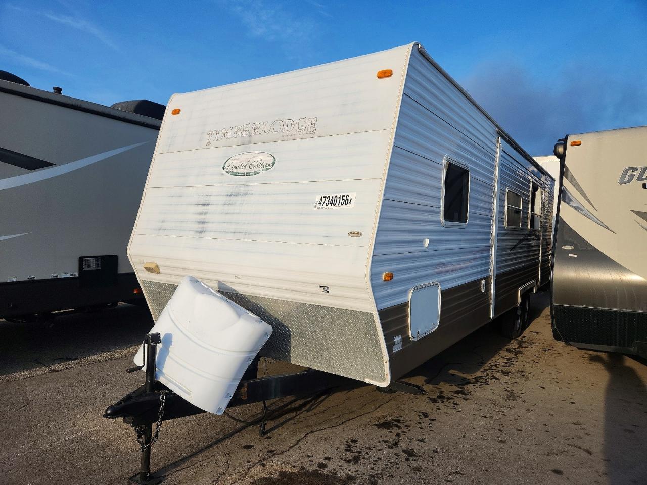 2006 Adventure Timberlodge Camper