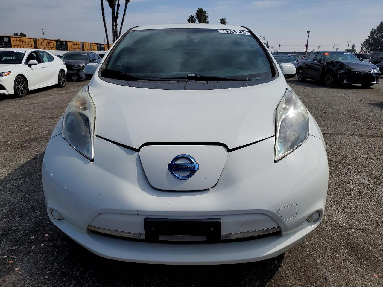 2013 Nissan Leaf s