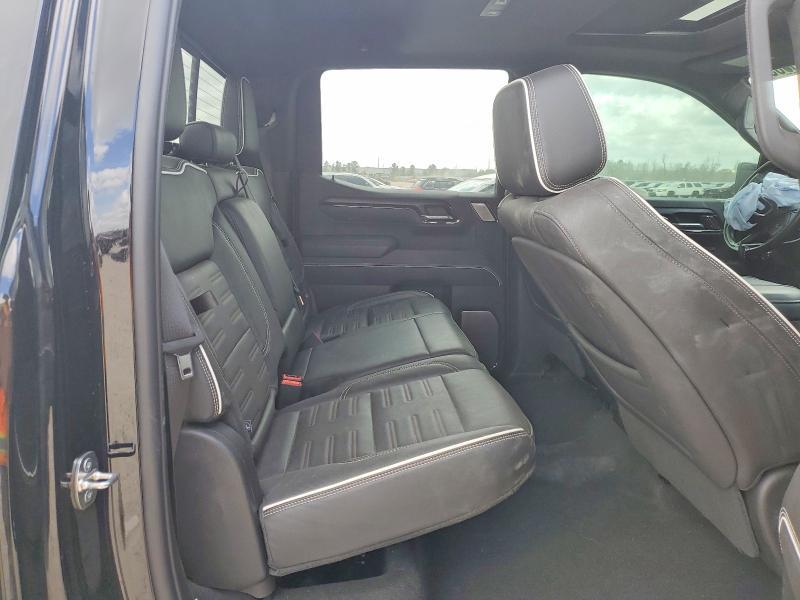 2024 GMC Sierra K1500 AT4X