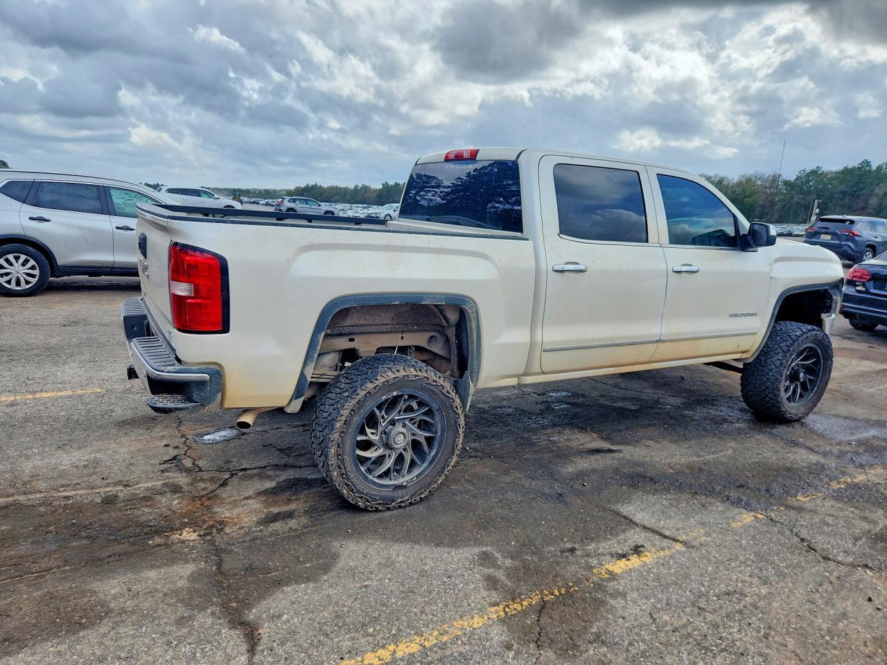 2015 GMC Sierra C1500 SLT