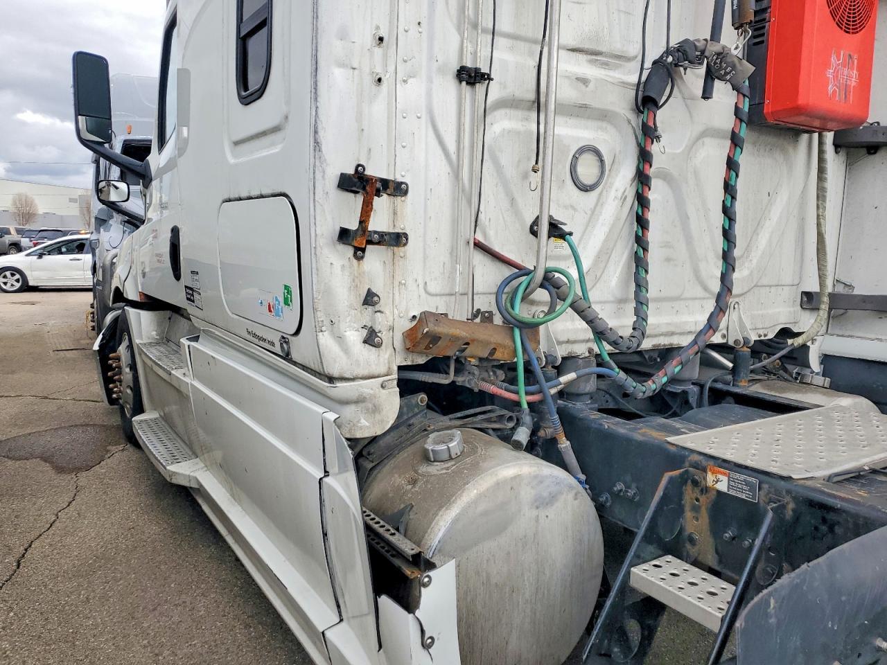 2019 Freigliner 2019 Freightliner Cascadia 126 Semi Truck