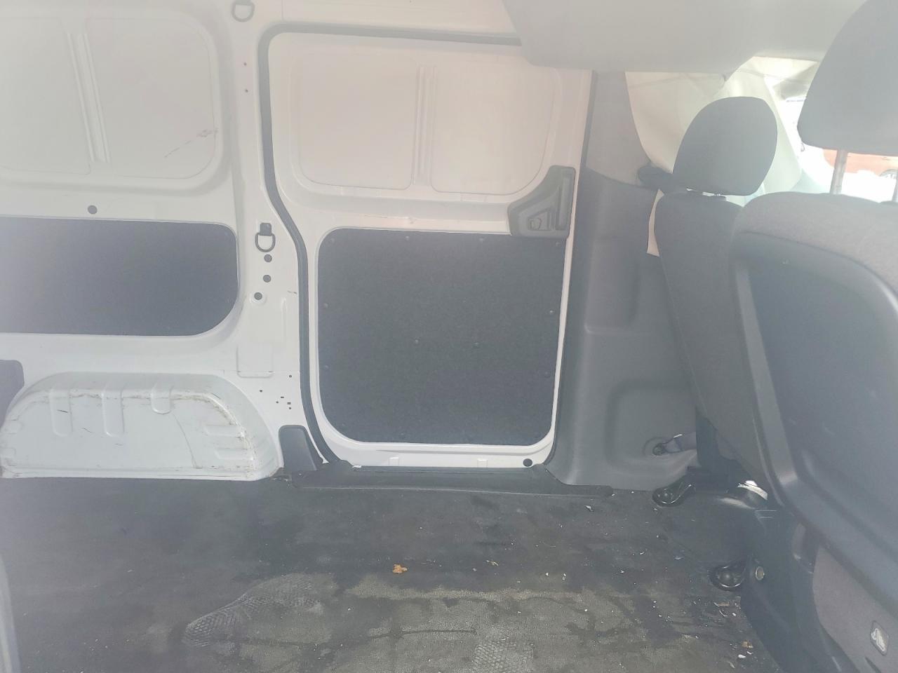 2021 Nissan NV200 SV