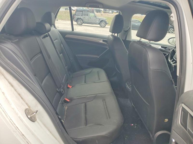 2017 Volkswagen Golf s
