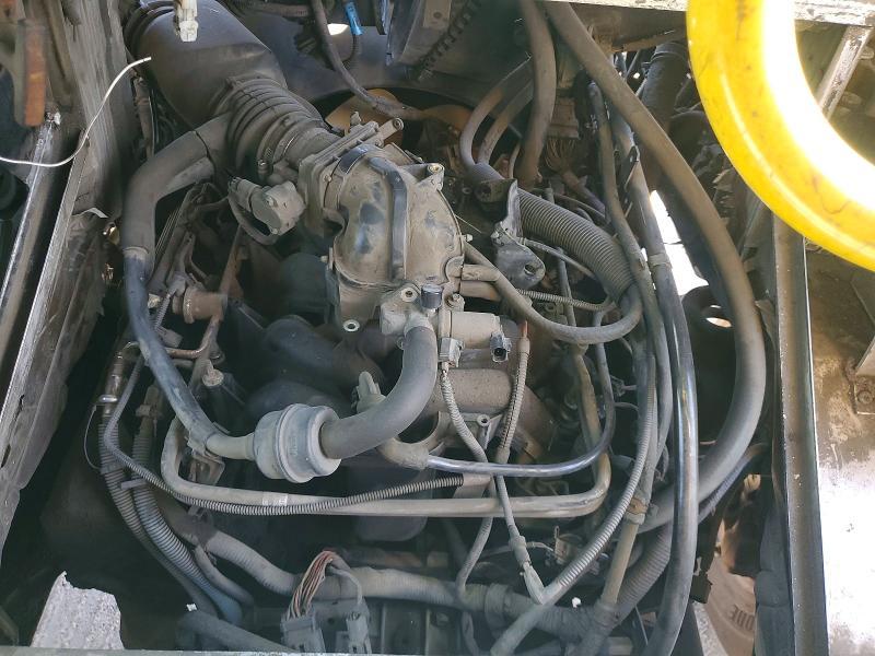 2003 Ford E450 Delivery Truck