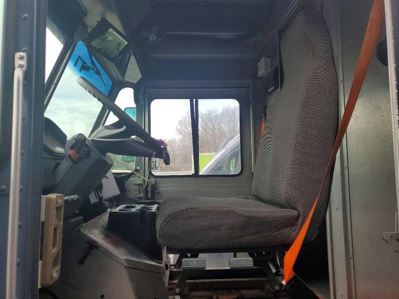 2021 Freightliner MT45G Chassis Delivery Truck