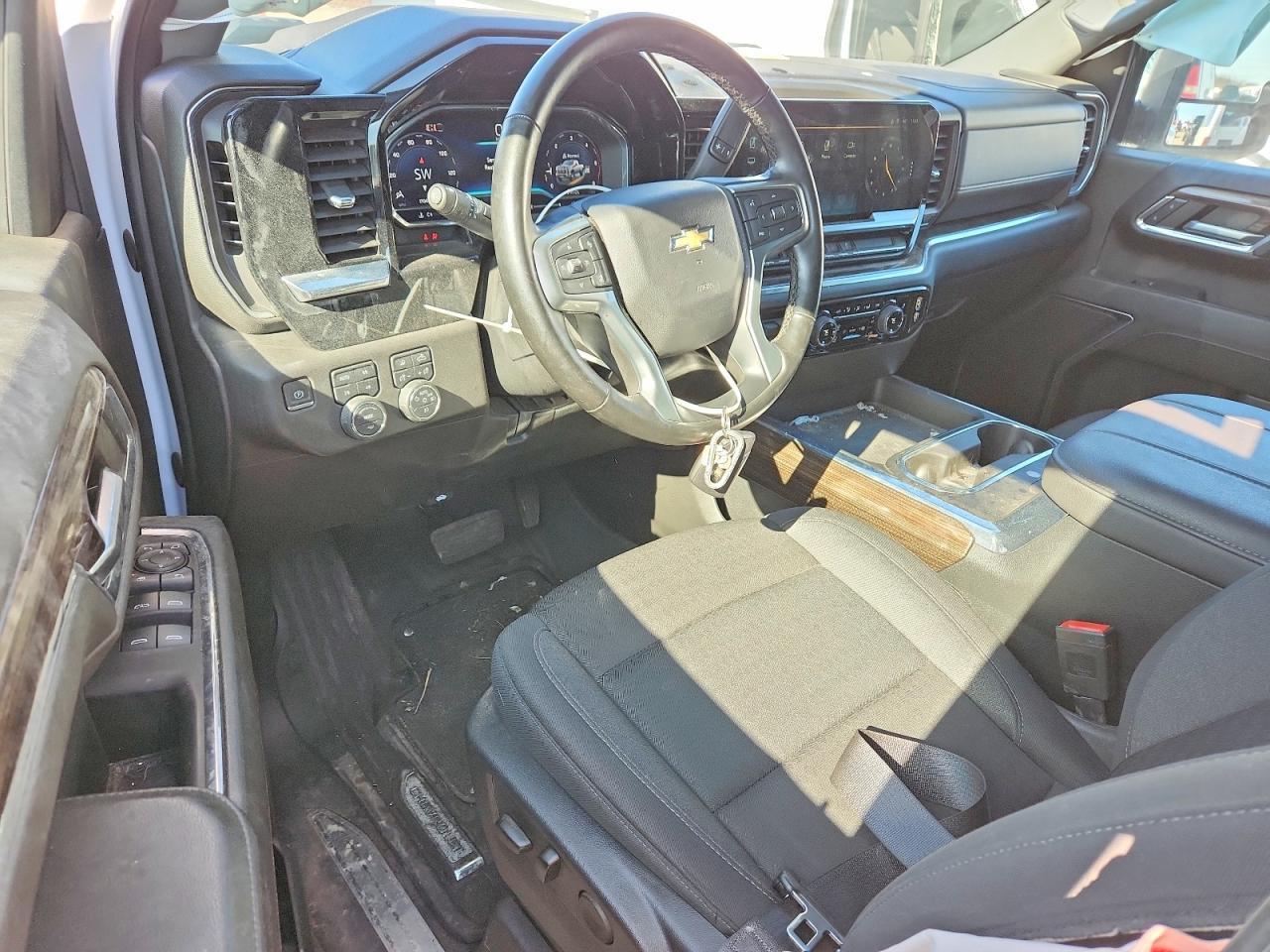 2024 Chevrolet Silverado K3500 LT