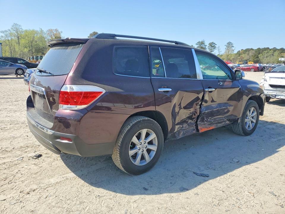 2012 Toyota Highlander se