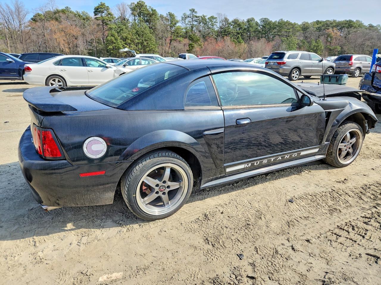 2003 Ford Mustang