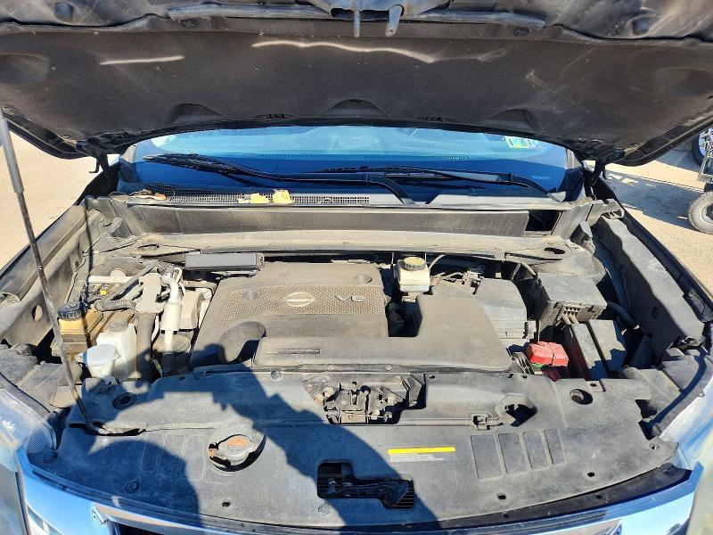 2015 Nissan Pathfinder sl
