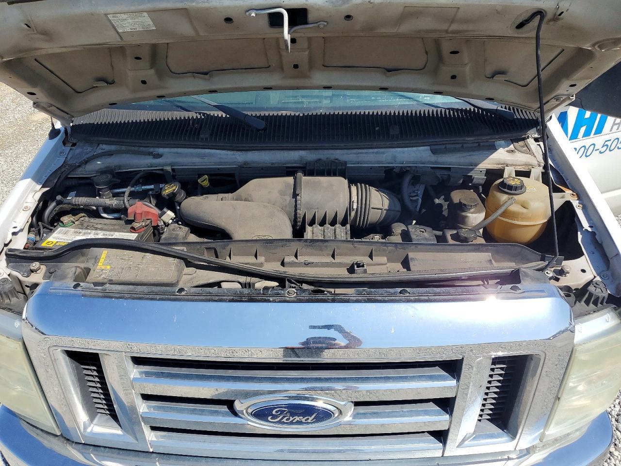 2009 Ford E250 Delivery van