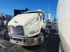 2016 Mack CXU613 Semi Truck