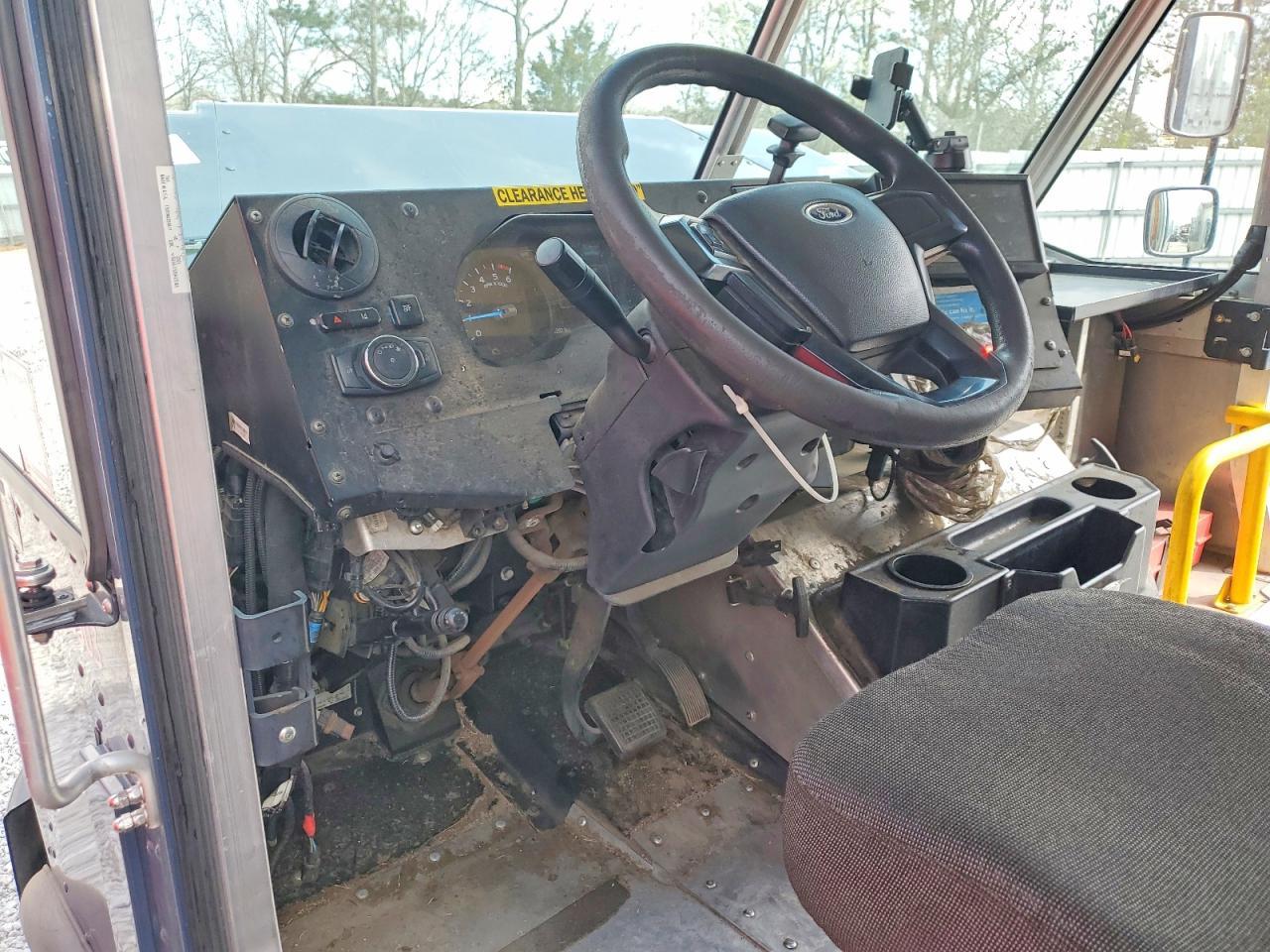 2020 Ford F59 Delivery Truck