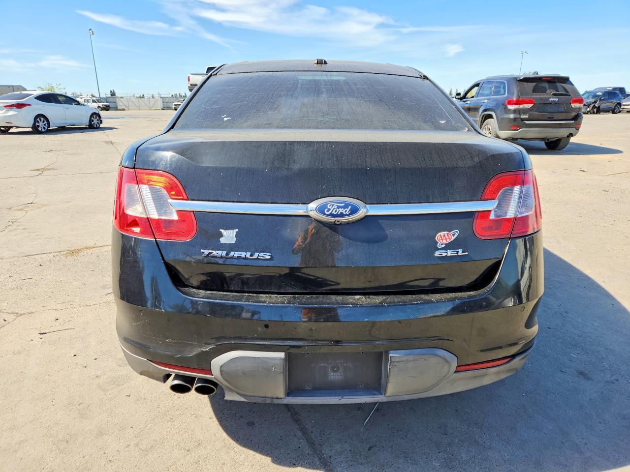 2012 Ford Taurus sel