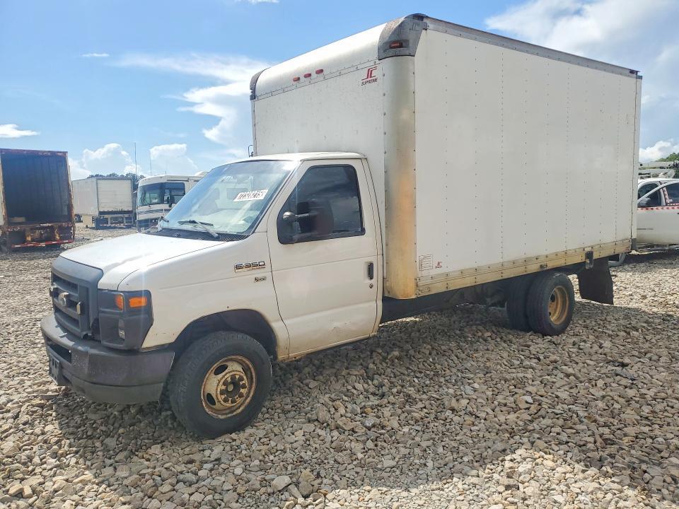 2013 Ford E350 BOX Truck