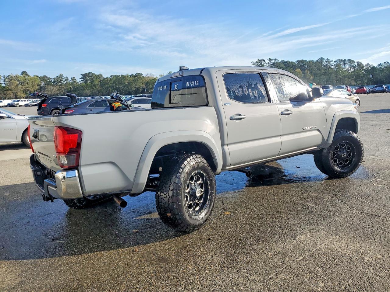 2021 Toyota Tacoma SR5 V6