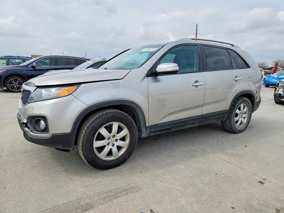2013 KIA Sorento lx