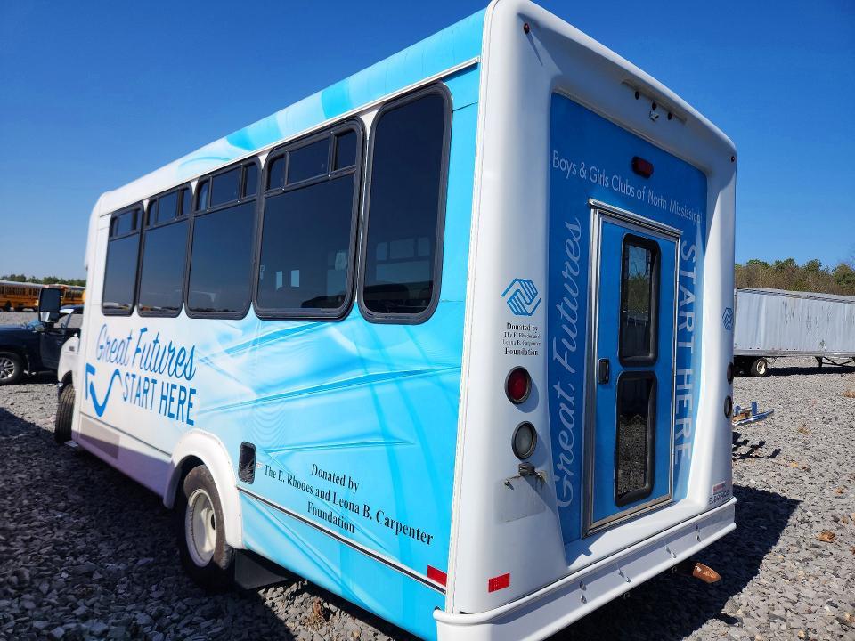 2017 Ford E450 Shuttle Bus