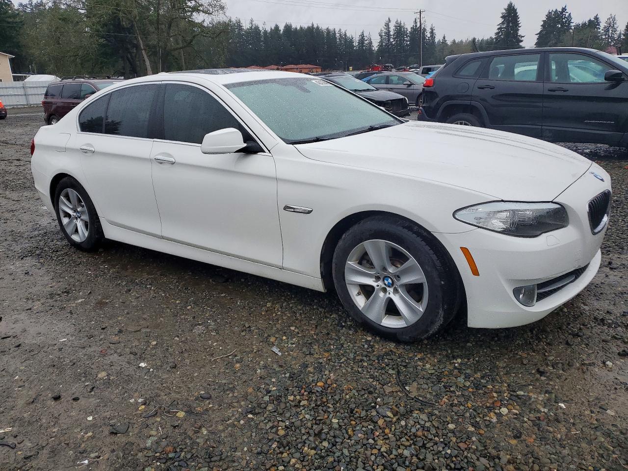 2013 BMW 528 i